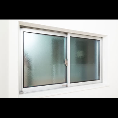 さいたま市で防犯窓フィルムなら当社｜LEAF'S GROUP